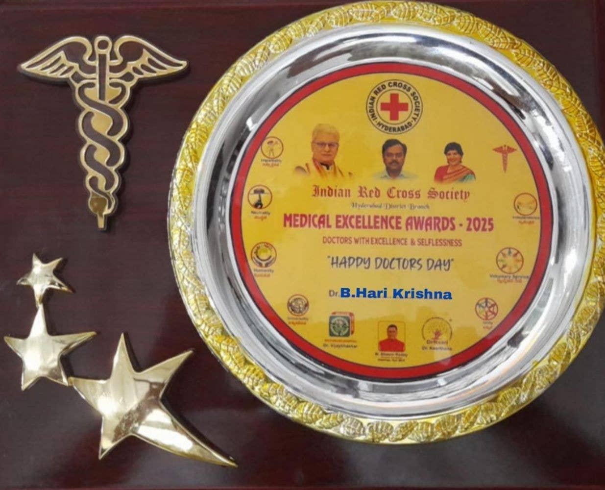 Dr. B. Hari Krishna receiving the Medical Excellence Awards 2025 recognition from the Indian Red Cross Society